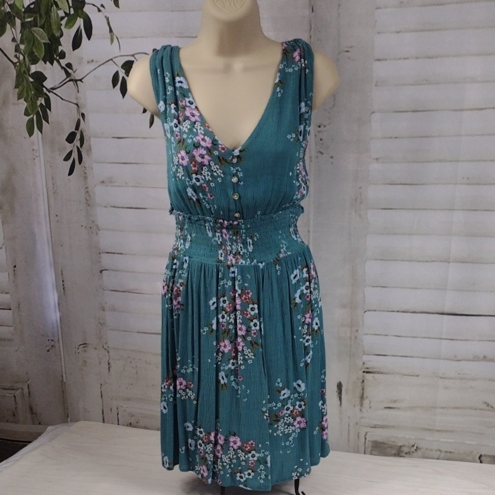 Aeropostale Green Floral Sleeveless V-Neck Sundress Size M